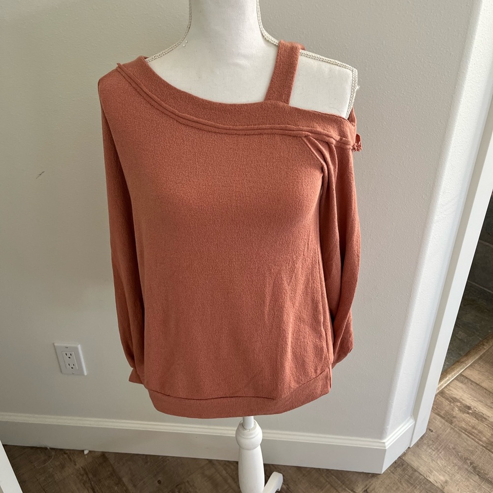 Rust colored top